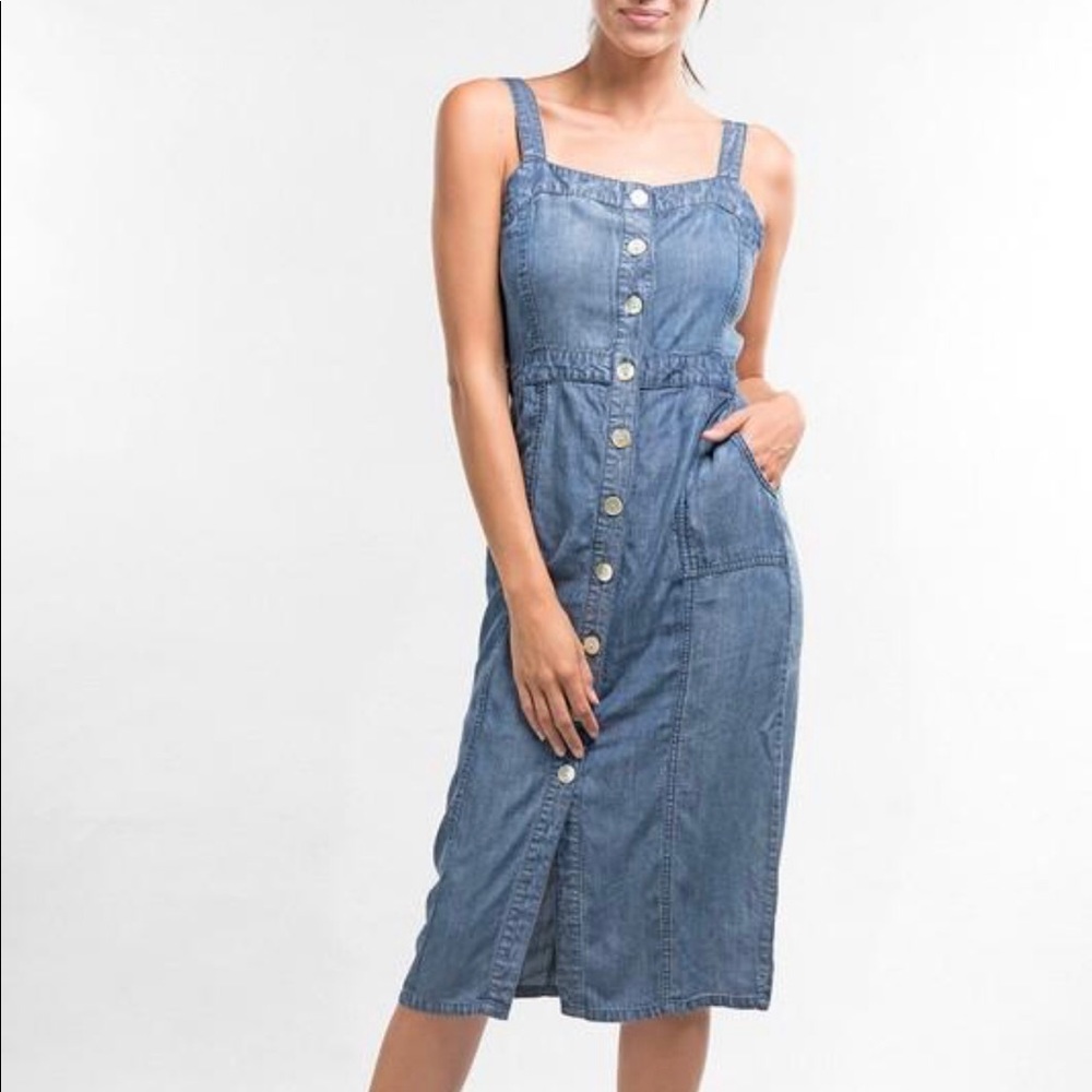 NWOT Cleo Jean dress from Sexy Modest Boutique